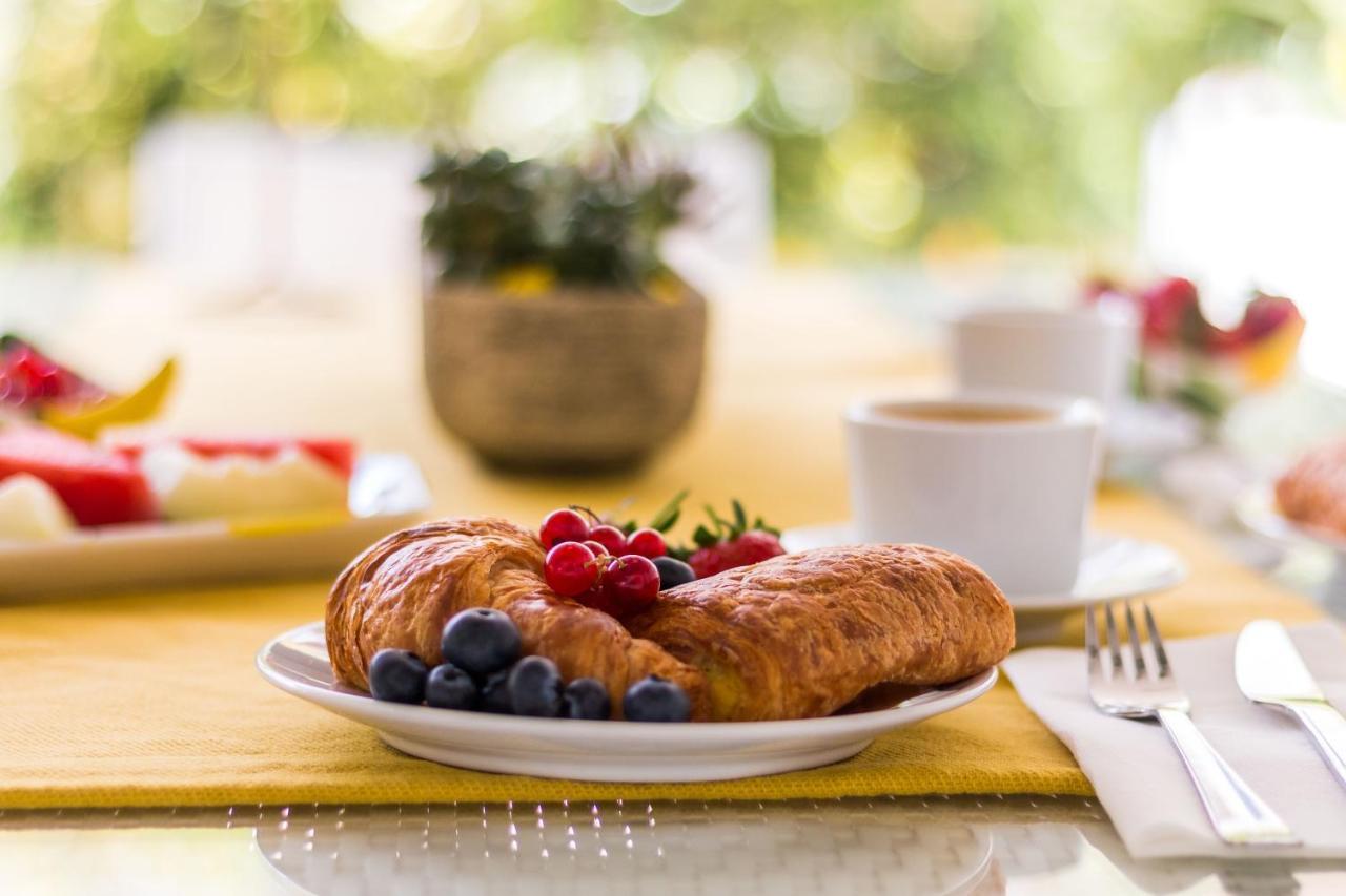 ماربيا Sweet Inn - Royal Banus المظهر الخارجي الصورة